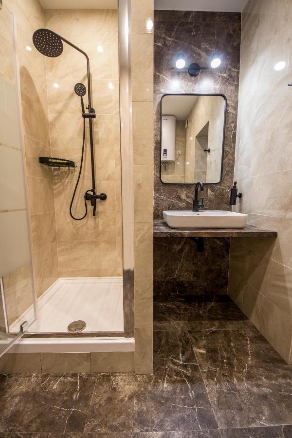 Apartments On Ploshcha Ukrainskykh Heroiv Κίεβο Εξωτερικό φωτογραφία