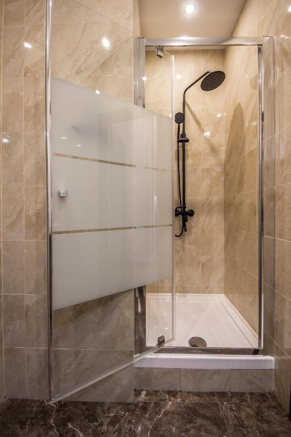 Apartments On Ploshcha Ukrainskykh Heroiv Κίεβο Εξωτερικό φωτογραφία