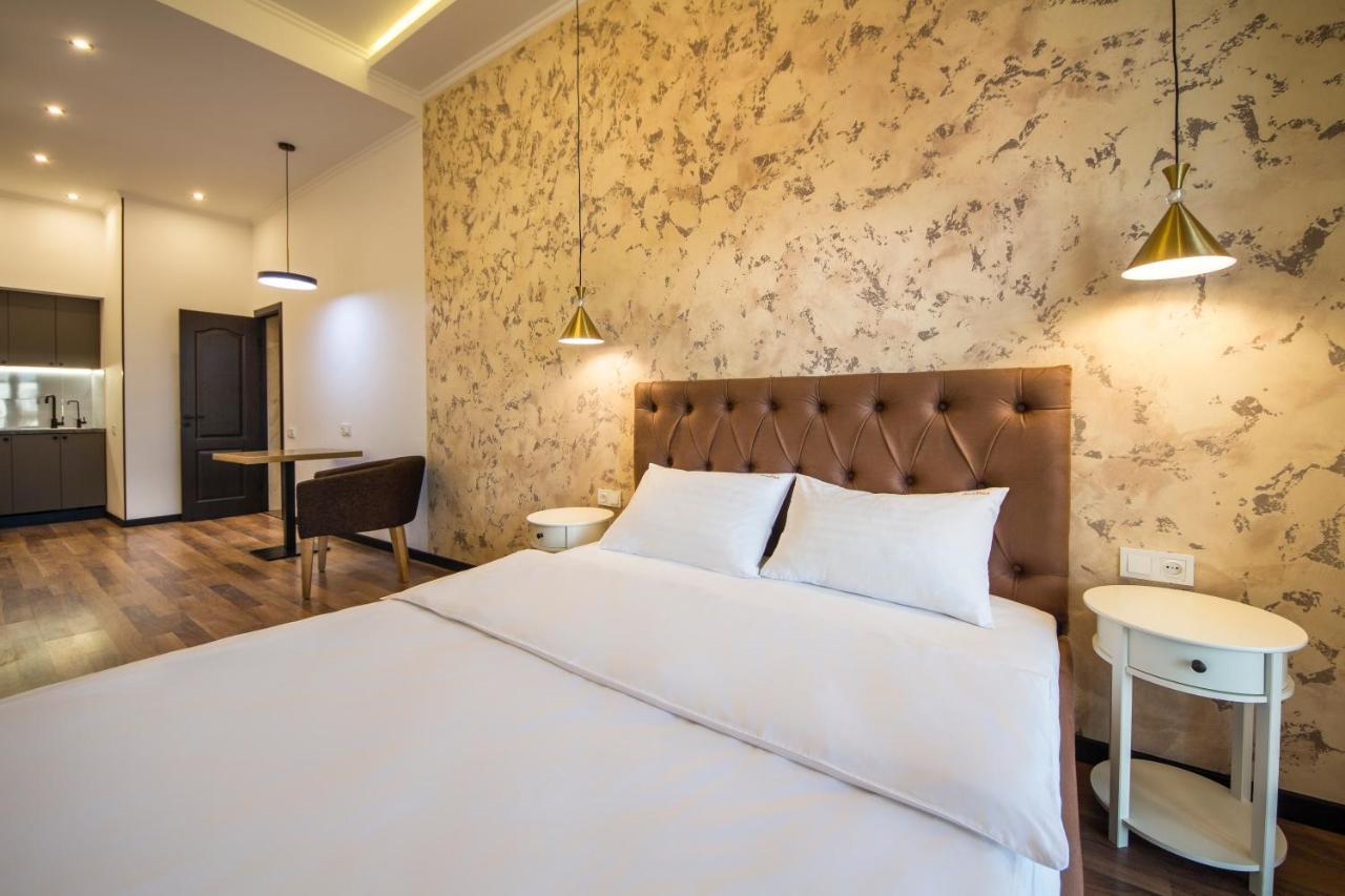 Apartments On Ploshcha Ukrainskykh Heroiv Κίεβο Εξωτερικό φωτογραφία