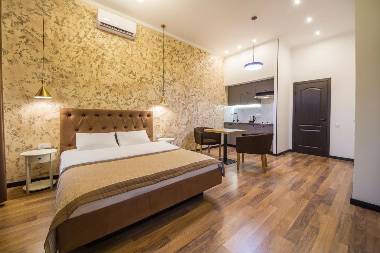 Apartments On Ploshcha Ukrainskykh Heroiv Κίεβο Εξωτερικό φωτογραφία